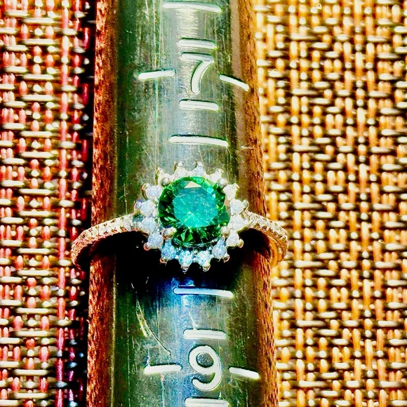 Fragrant Jewels Jewelry - Fragrant Jewels Green Ring